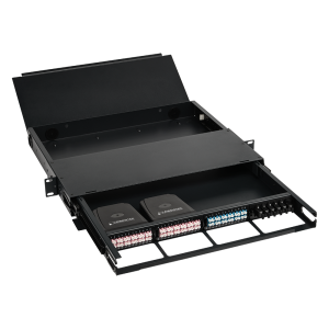 Патч-панель на 4 кассеты и адаптерные планки MCS, 19''/ 1U, выдвижная, черная